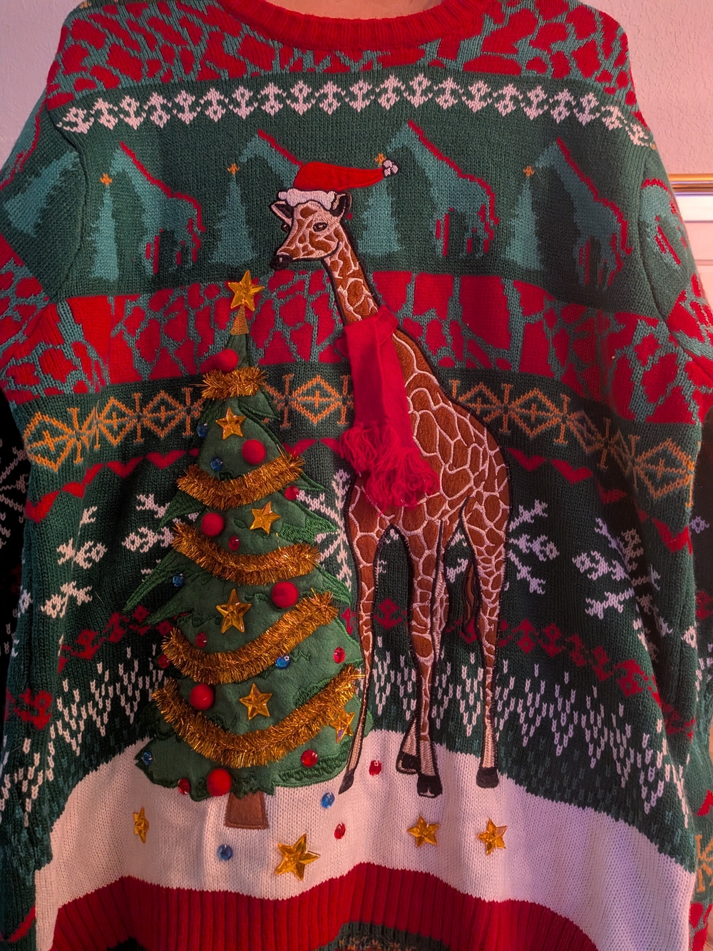 Blizzard Bay Unisex Green & Red Giraffe Christmas Sweater